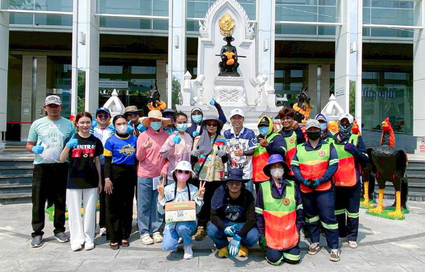 โรงพยาบาลนครธน จัดกิจกรรมขยะกำพร้าสัญจร ครั้งที่ 52